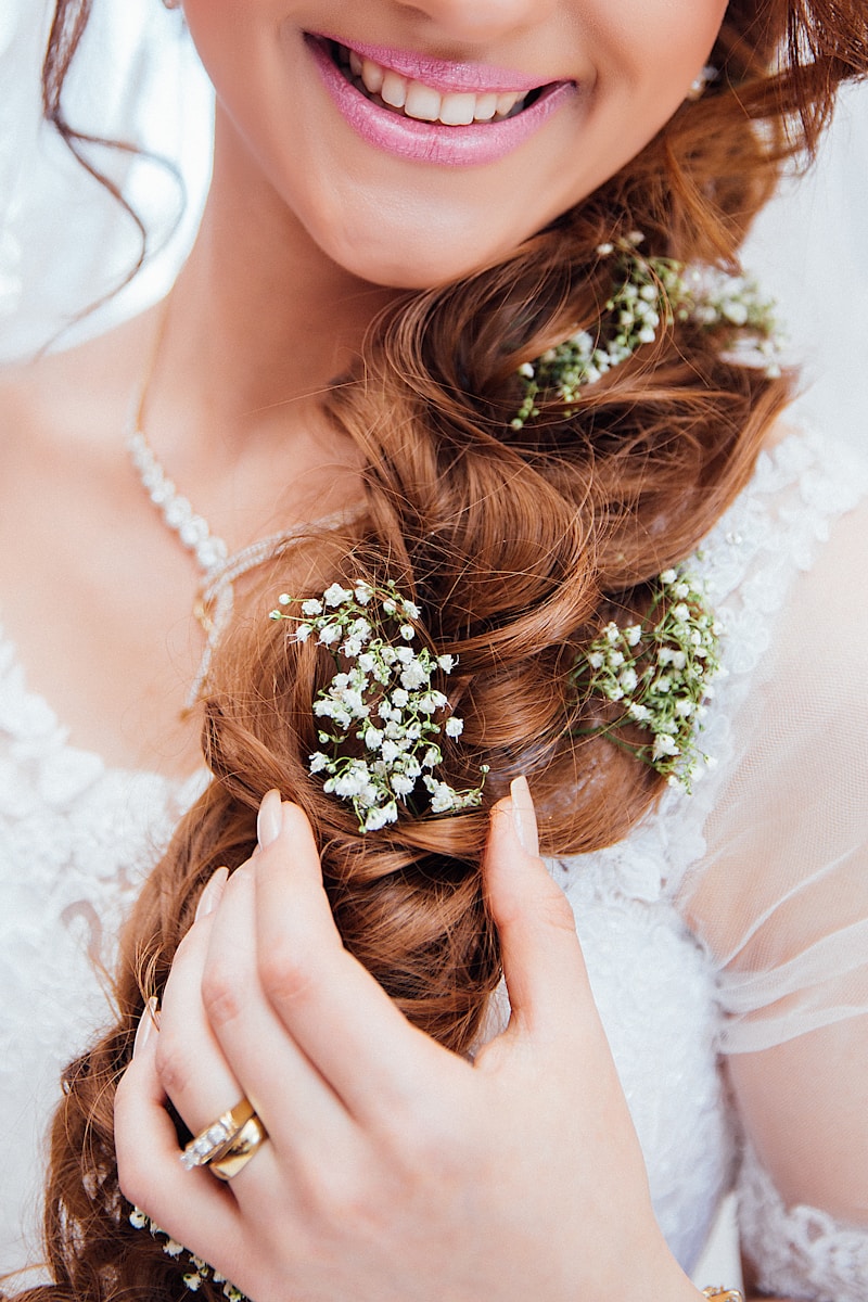 Creative Curly Styles for Bridal Hair: Elevate Your Wedding Look