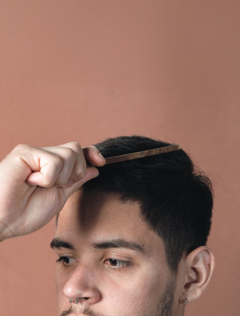 Mixing and Matching Hairpins and Combs for a Unique Look