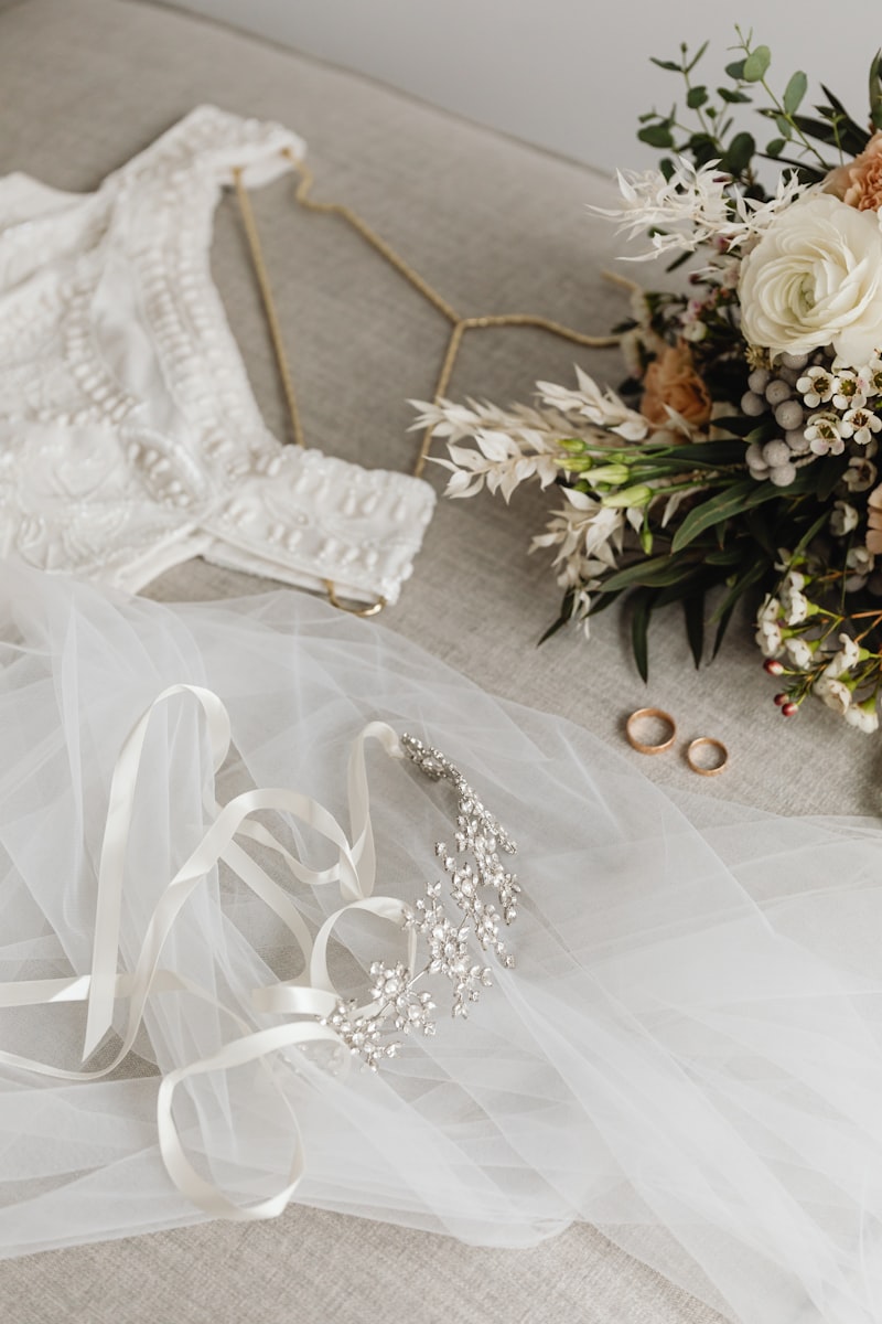 Unlock Your Perfect Look: Personalized Styling for Curly Brides